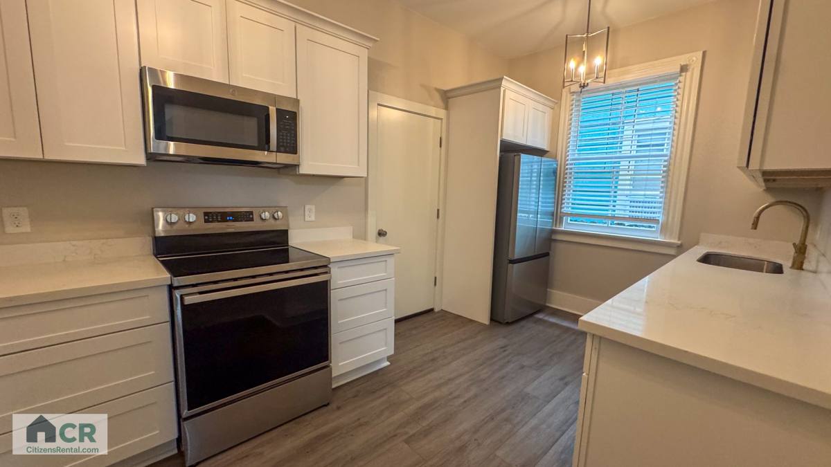 Apartment for rent at 1133 Pine St, New Orleans, LA 70118
