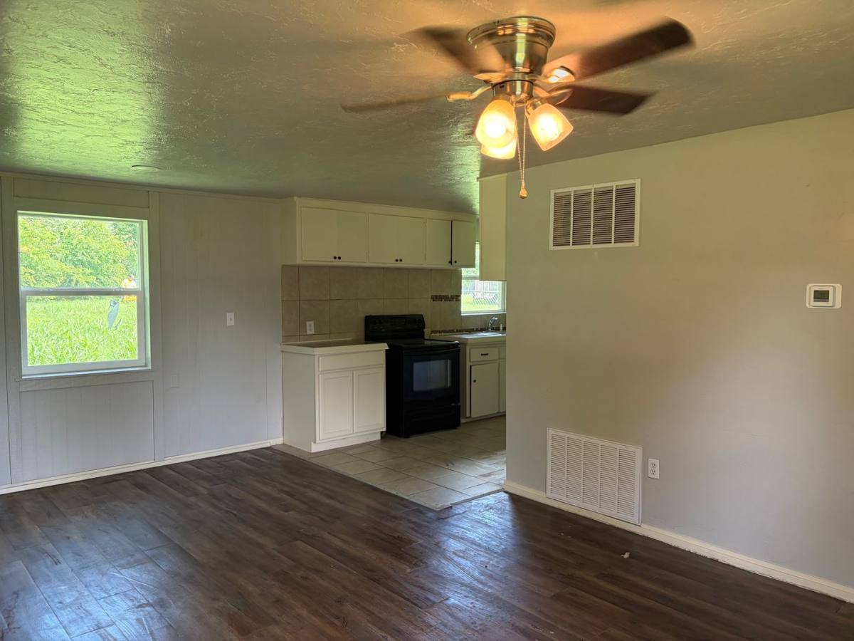 House for rent at 1608 Breckenridge Dr, Oklahoma City, OK 73115