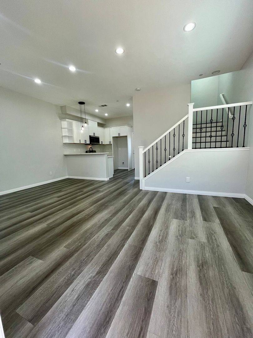 Townhouse for rent at 9223 Cypress Ave, Fontana, CA 92335