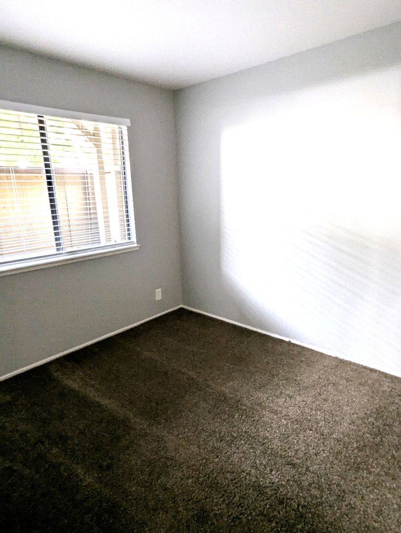 Apartment for rent at 2115 Wyda Way, Sacramento, CA 95825