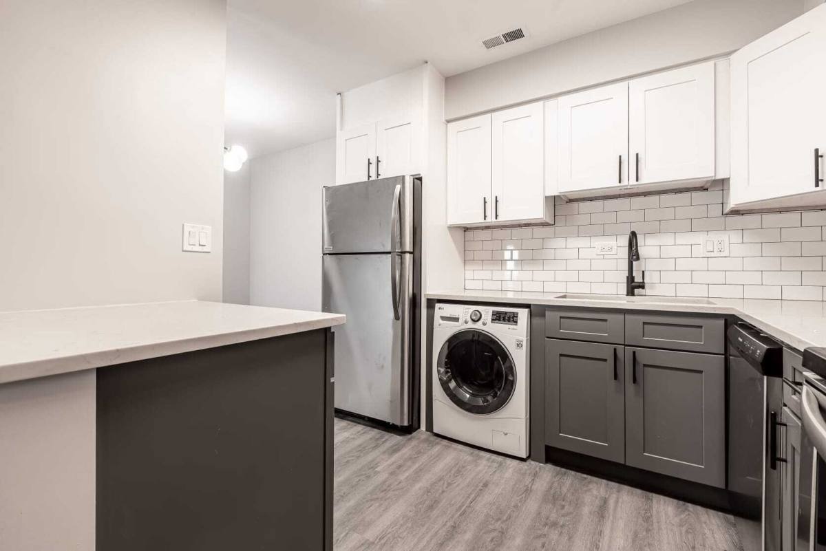 Apartment for rent at 1005-1037 Des Plaines Ave, Forest Park, IL 60130