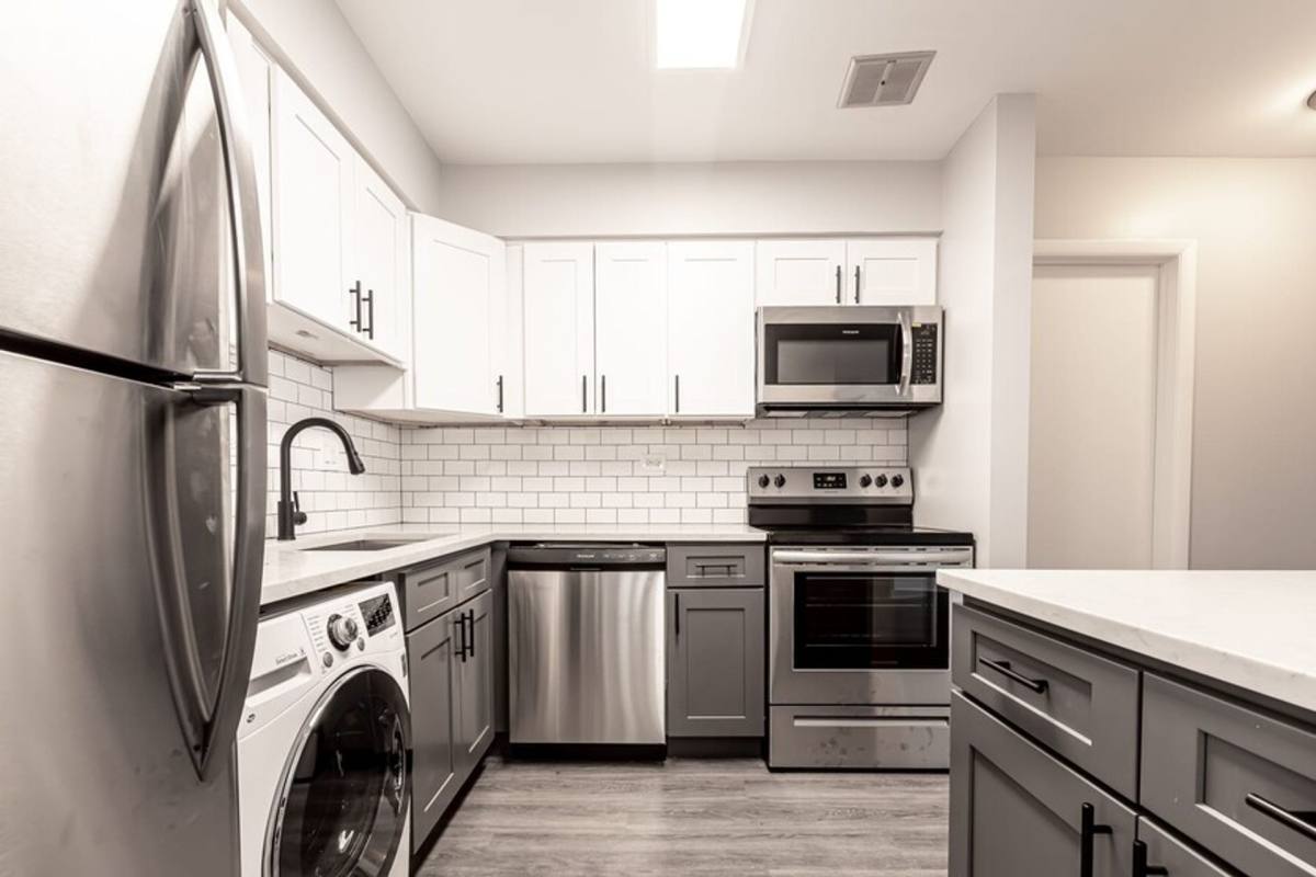 Apartment for rent at 1005-1037 Des Plaines Ave, Forest Park, IL 60130