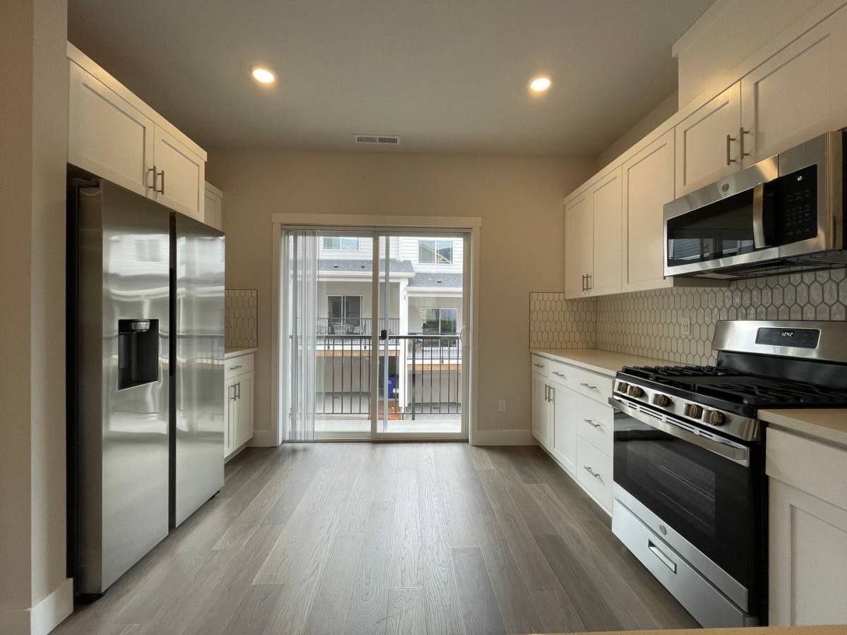 Townhouse for rent at 15087 NW Ethel Lane, Portland, OR 97229