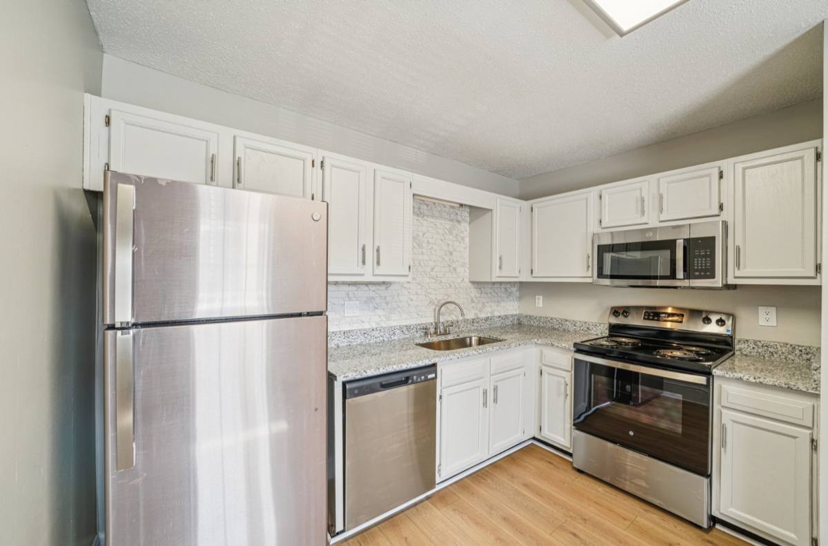 Apartment for rent at 5140 36th Ave E, Tuscaloosa, AL 35405