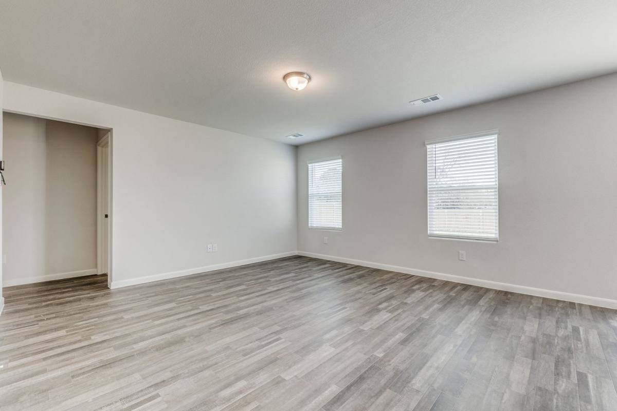 House for rent at 3527 Chestnut Oak Dr Builder Warranty Active, Dallas, TX 75253