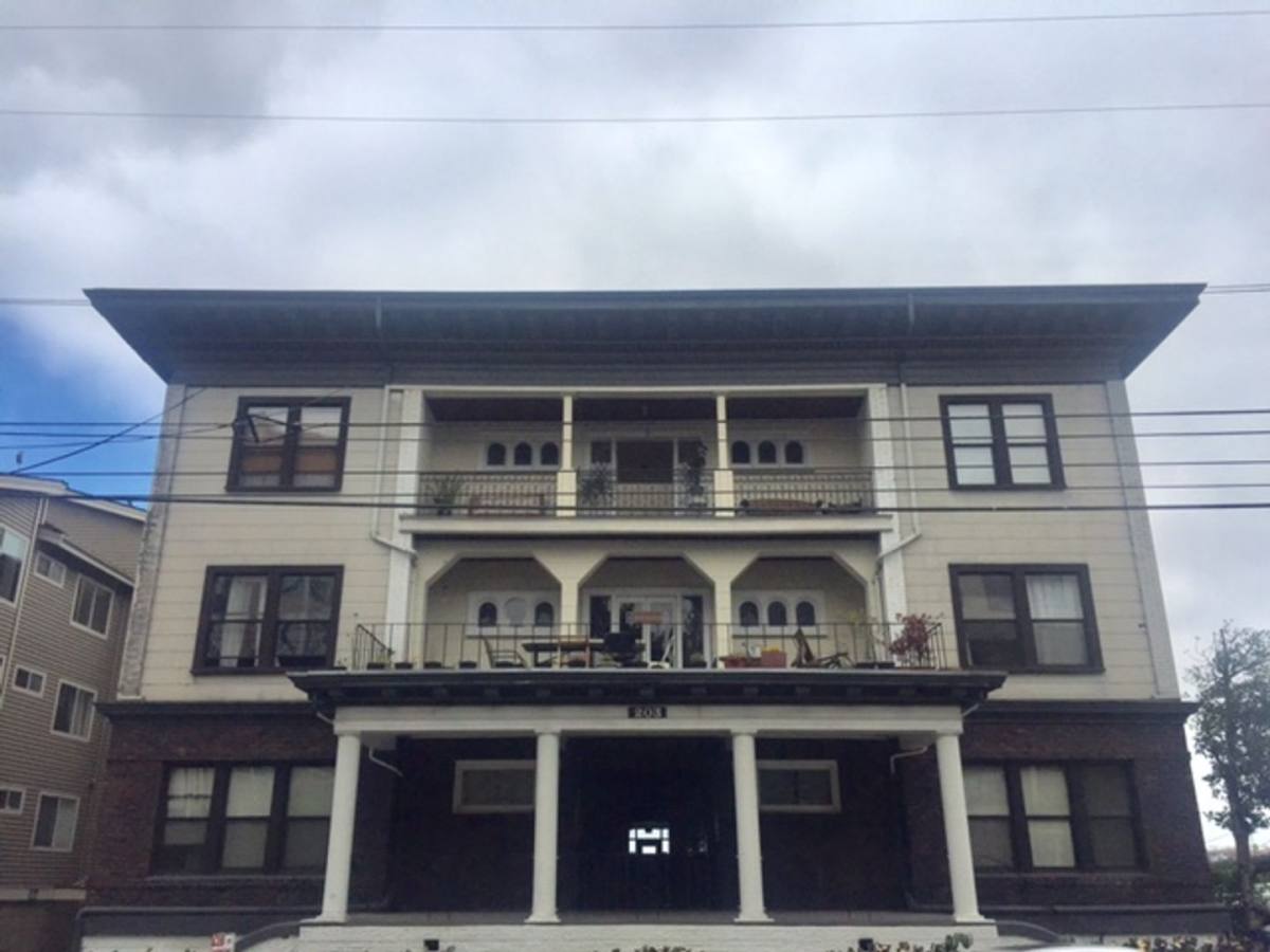 Apartment for rent at 203 Bellevue Ave E, Seattle, WA 98102