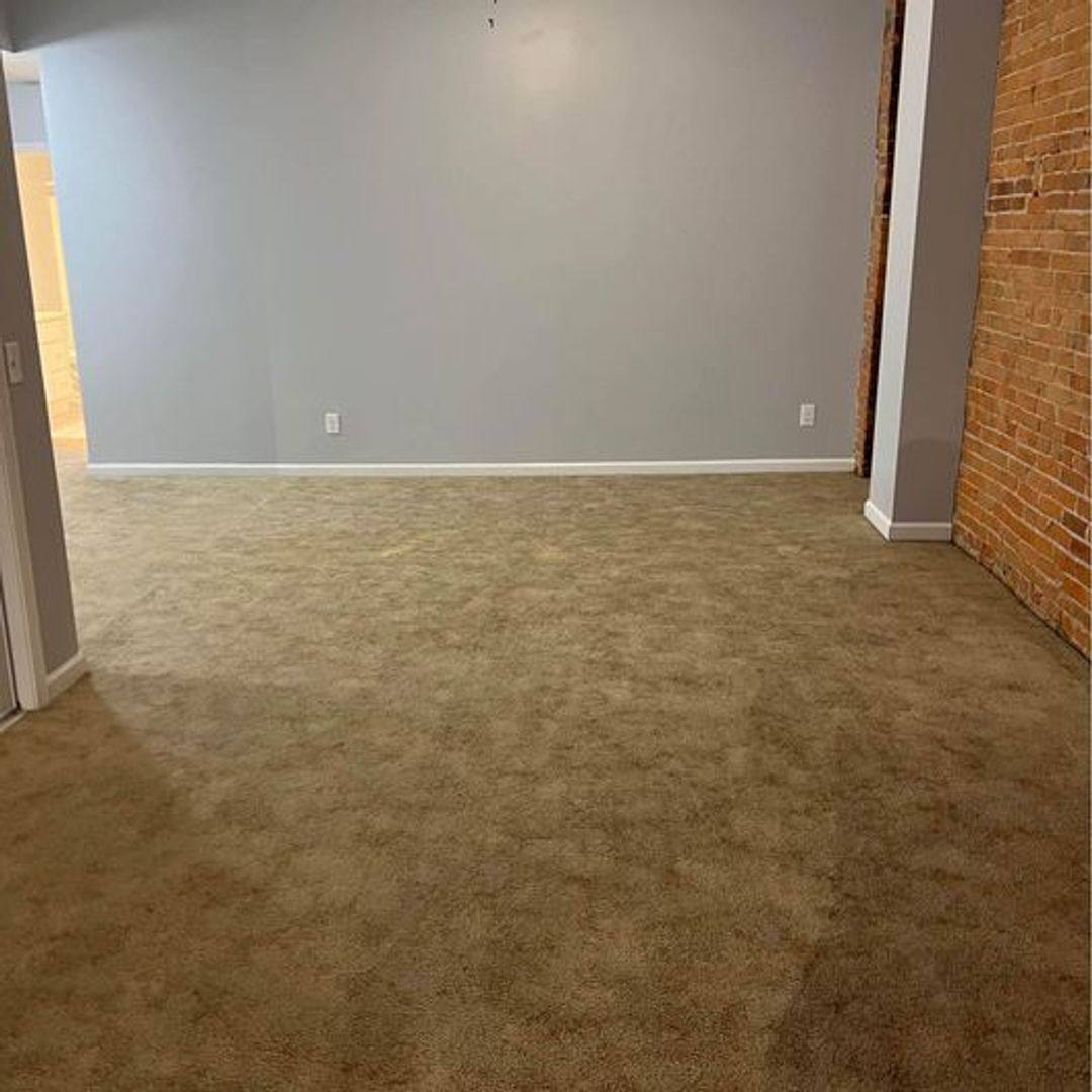 Apartment for rent at 300 - 306 W, Davenport, IA 52801