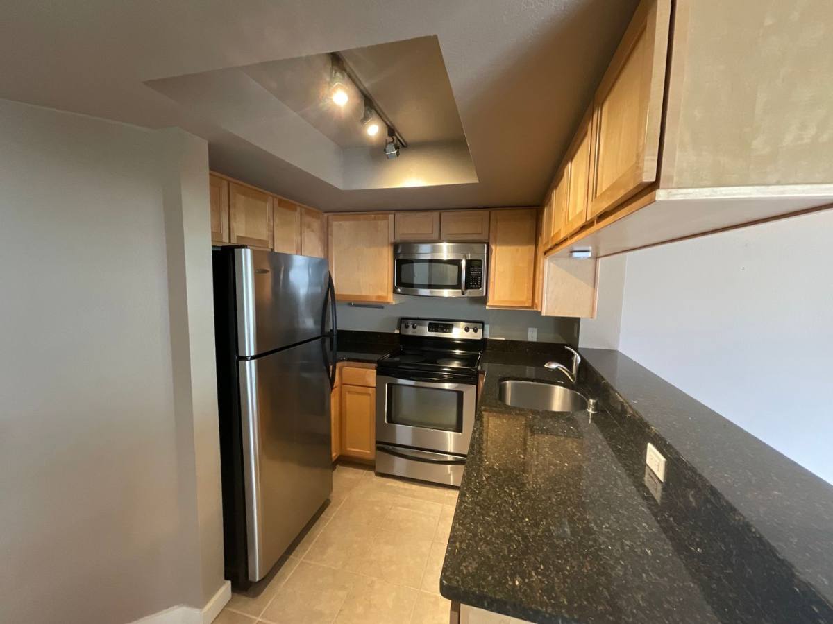 Condo for rent at 12036 100th Ave NE, Kirkland, WA 98034