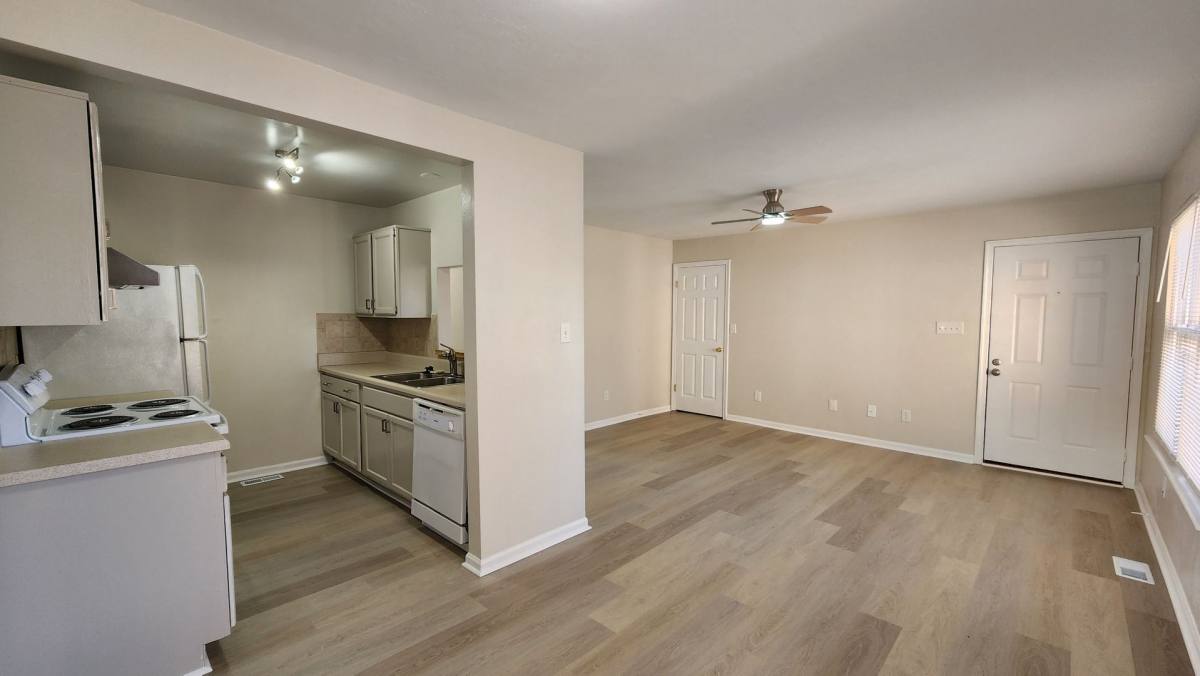 Apartment for rent at 1512&16 Colonial & 429&431 Spotswood Units, Norfolk, VA 23517