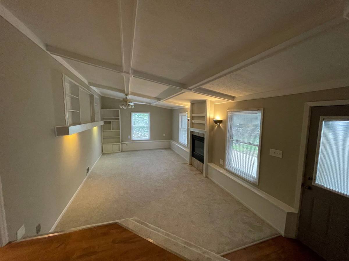 House for rent at 2132 S 48th Ave, Omaha, NE 68106