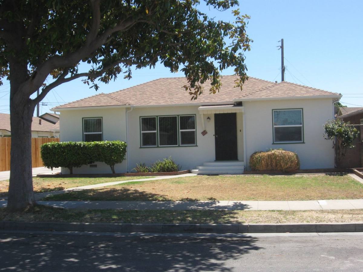 House for rent at 412 W El Camino St, Santa Maria, CA 93458