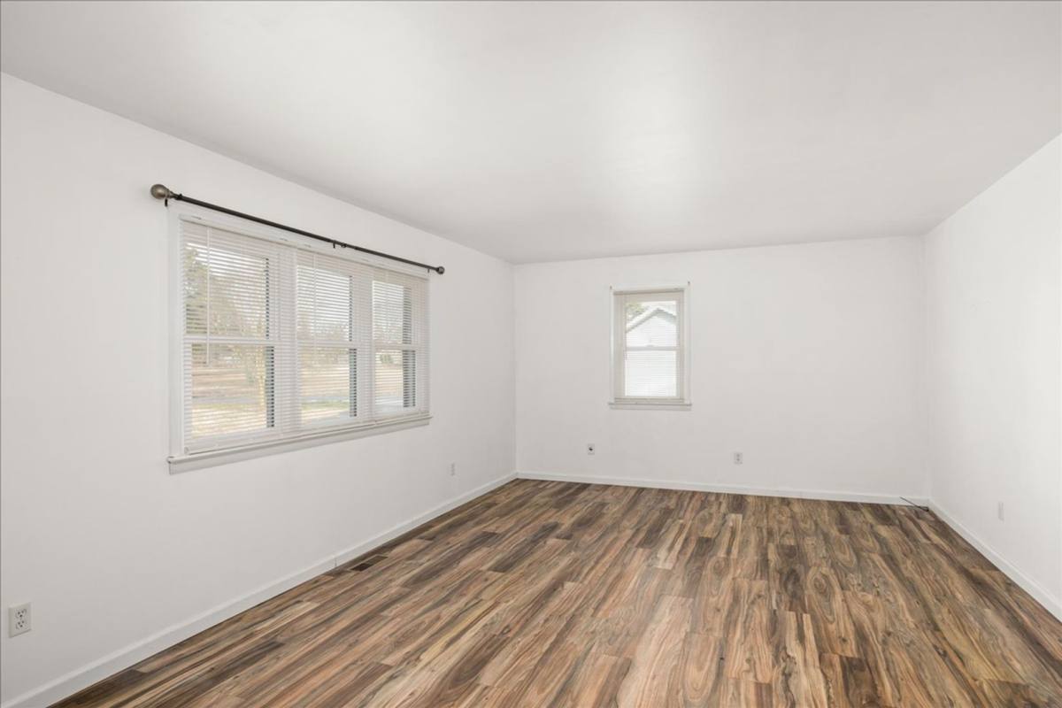House for rent at 10 James Dr, Milford, DE 19963