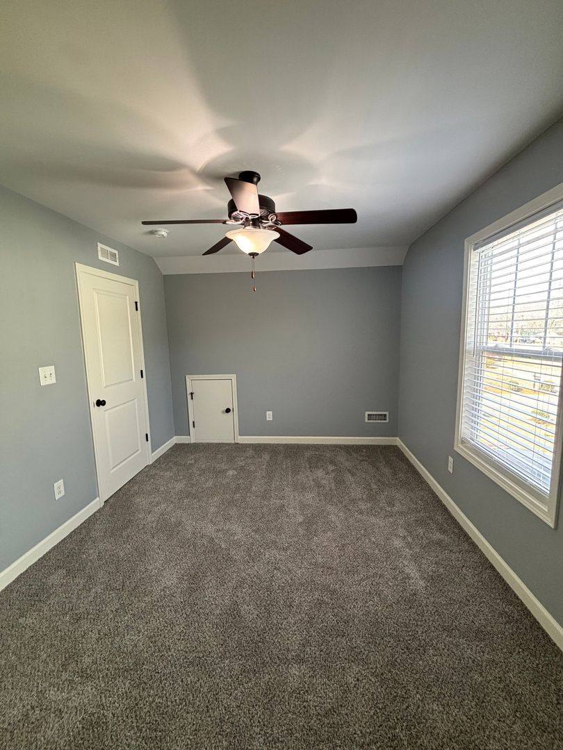 House for rent at 221 Wardlaw St, Anderson, SC 29624