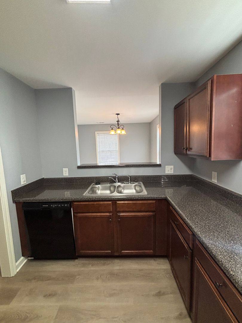 House for rent at 221 Wardlaw St, Anderson, SC 29624
