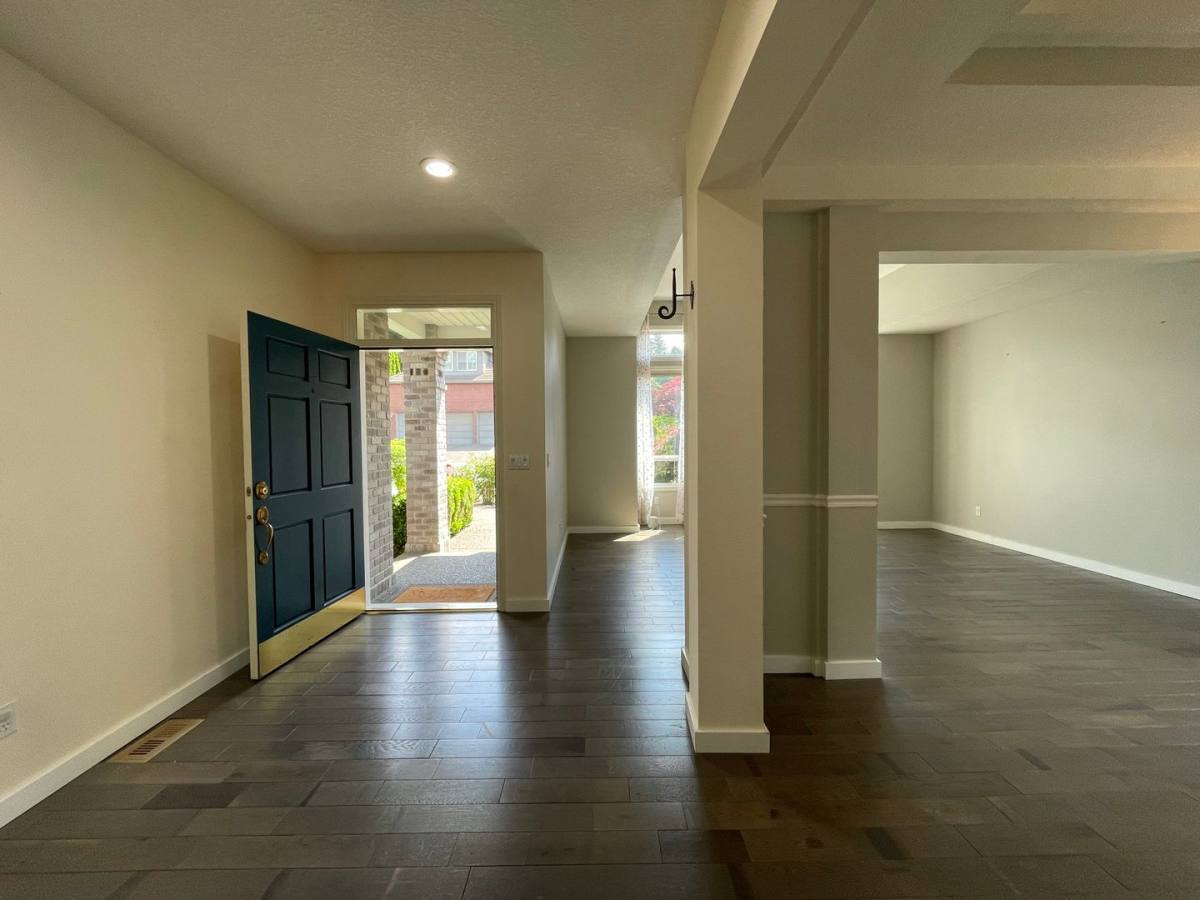 House for rent at 211 NW 110th Ave, Portland, OR 97229