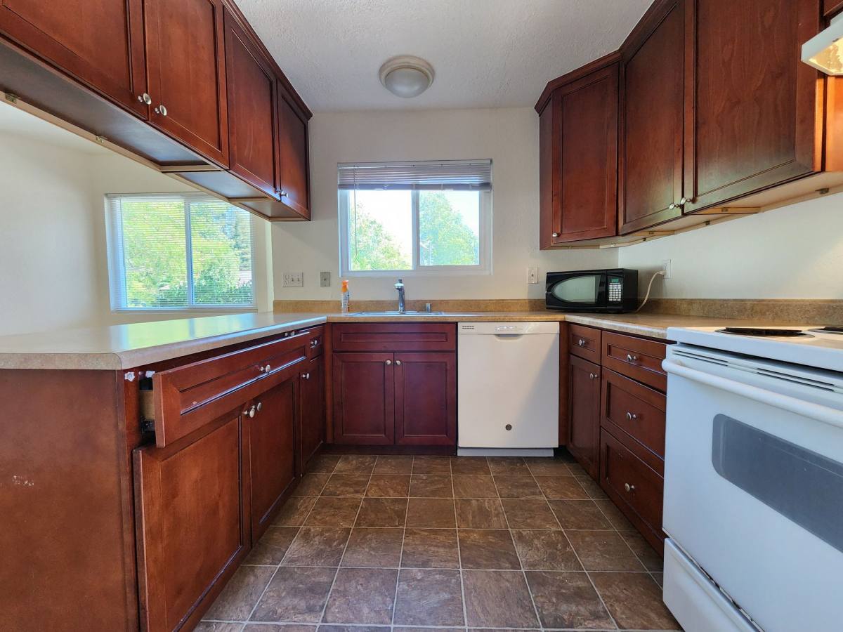 Apartment for rent at 1101 Mission Blvd, Santa Rosa, CA 95409