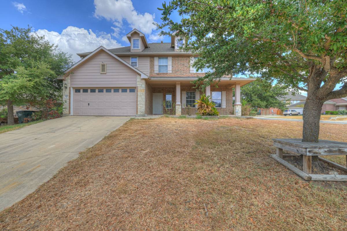House for rent at 400 Summer Dr, Kyle, TX 78640