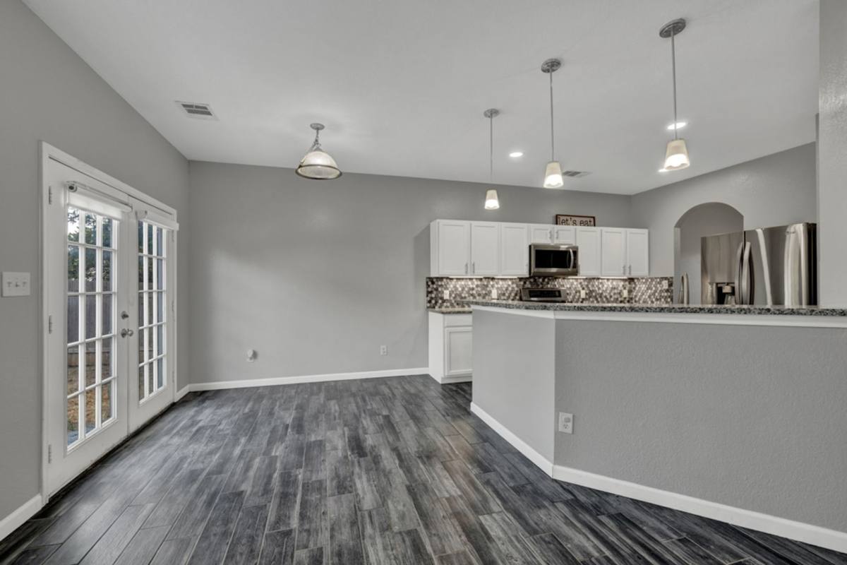 House for rent at 400 Summer Dr, Kyle, TX 78640