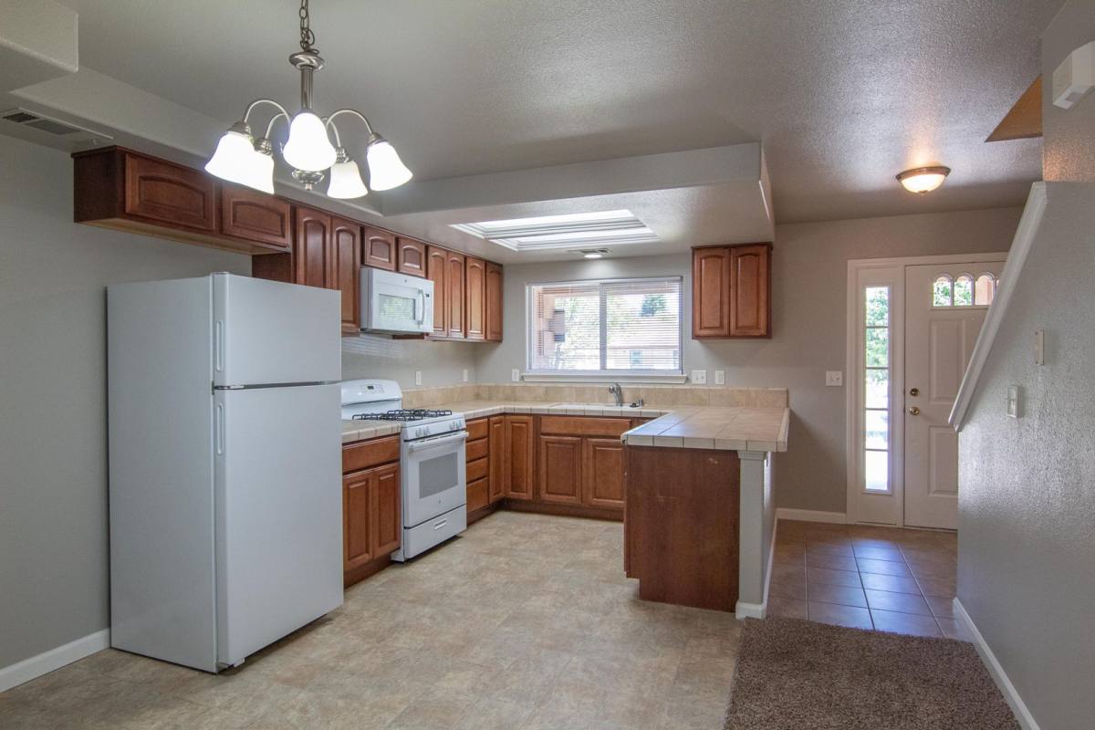 Apartment for rent at 1045 1047 Monterra Lane, Redding, CA 96002
