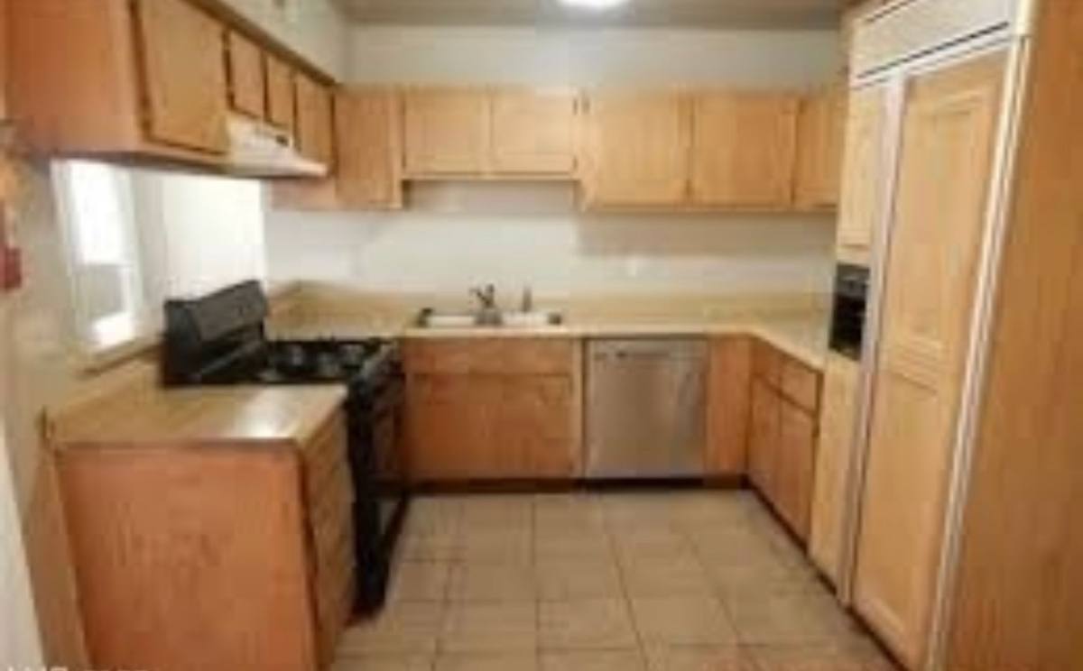 Apartment for rent at 3708 Scuba Circle, Las Vegas, NV 89108
