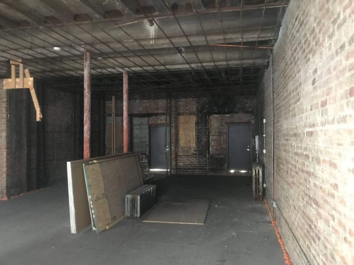 Apartment for rent at 1605-1611 W 80th St 8000-8004 S Ashland Ave, Chicago, IL 60620