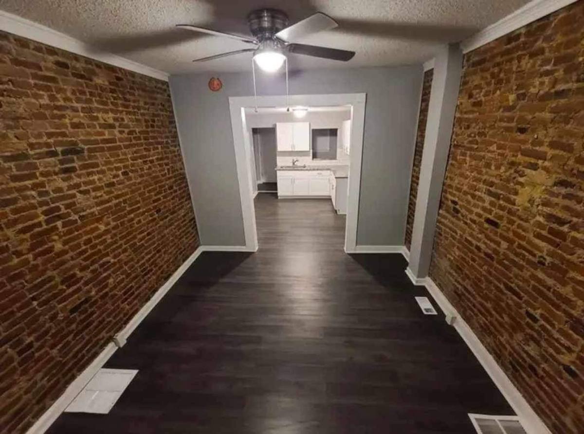 Townhouse for rent at 1170 W Hamburg St, Baltimore, MD 21230
