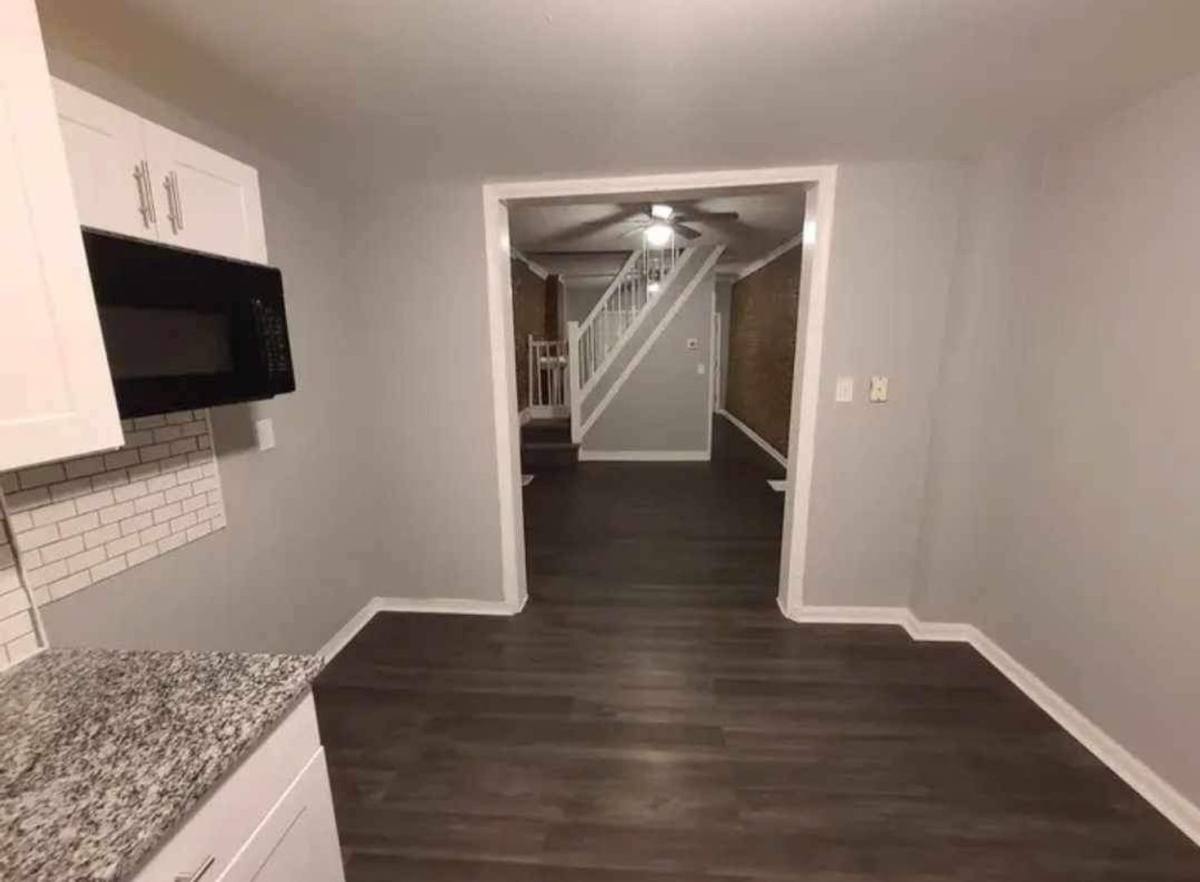 Townhouse for rent at 1170 W Hamburg St, Baltimore, MD 21230
