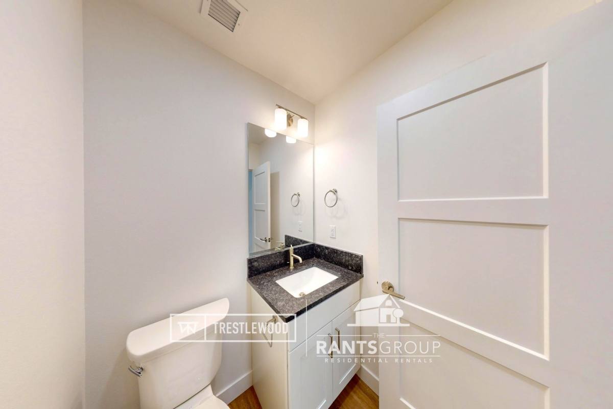 Townhouse for rent at 117 Veranda Lane SE, Olympia, WA 98513
