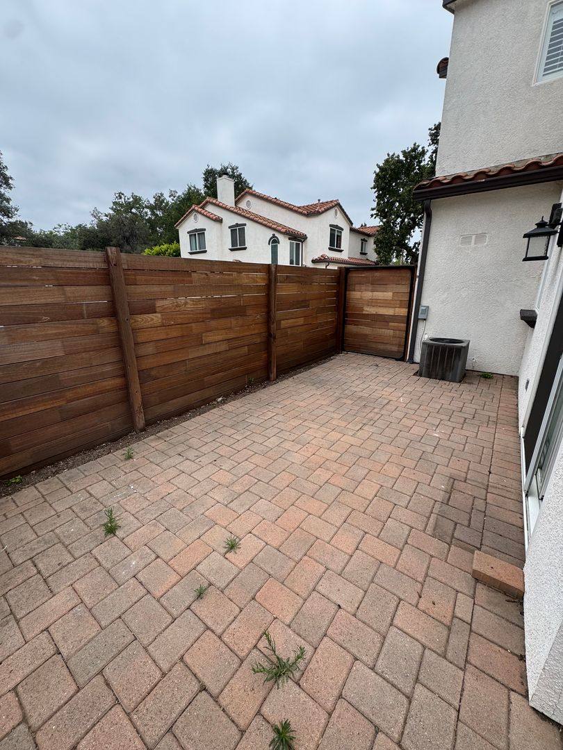 House for rent at 3231 Royal Oaks Dr, Thousand Oaks, CA 91362