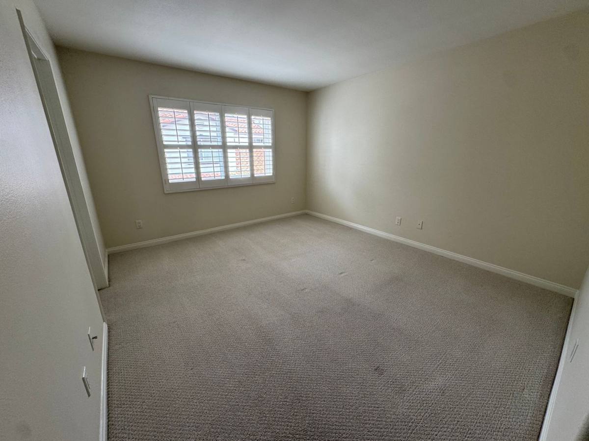 House for rent at 3231 Royal Oaks Dr, Thousand Oaks, CA 91362