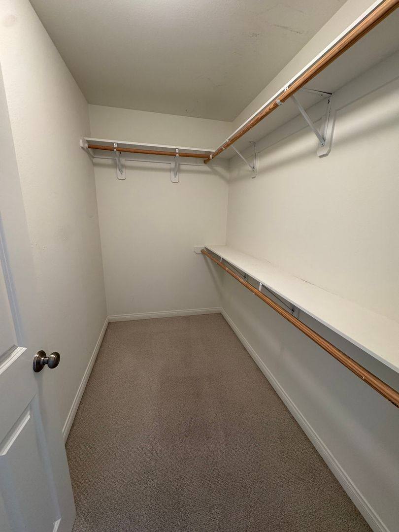 House for rent at 3231 Royal Oaks Dr, Thousand Oaks, CA 91362