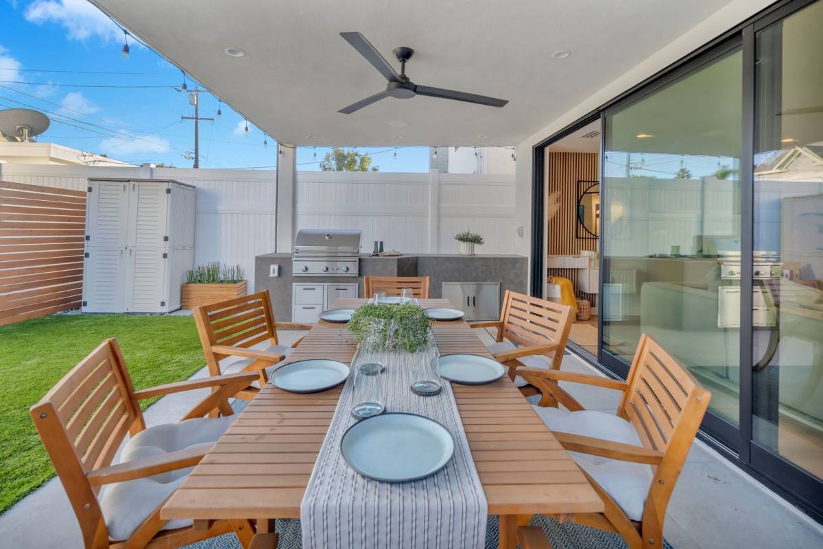 Apartment for rent at 437 Alameda Blve, Coronado, CA 92118