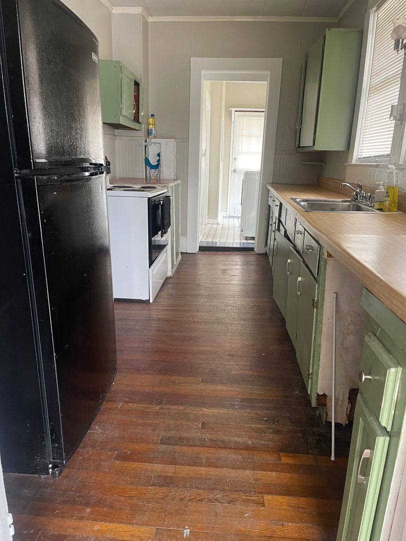 Apartment for rent at 803 Main St E, Hartselle, AL 35640