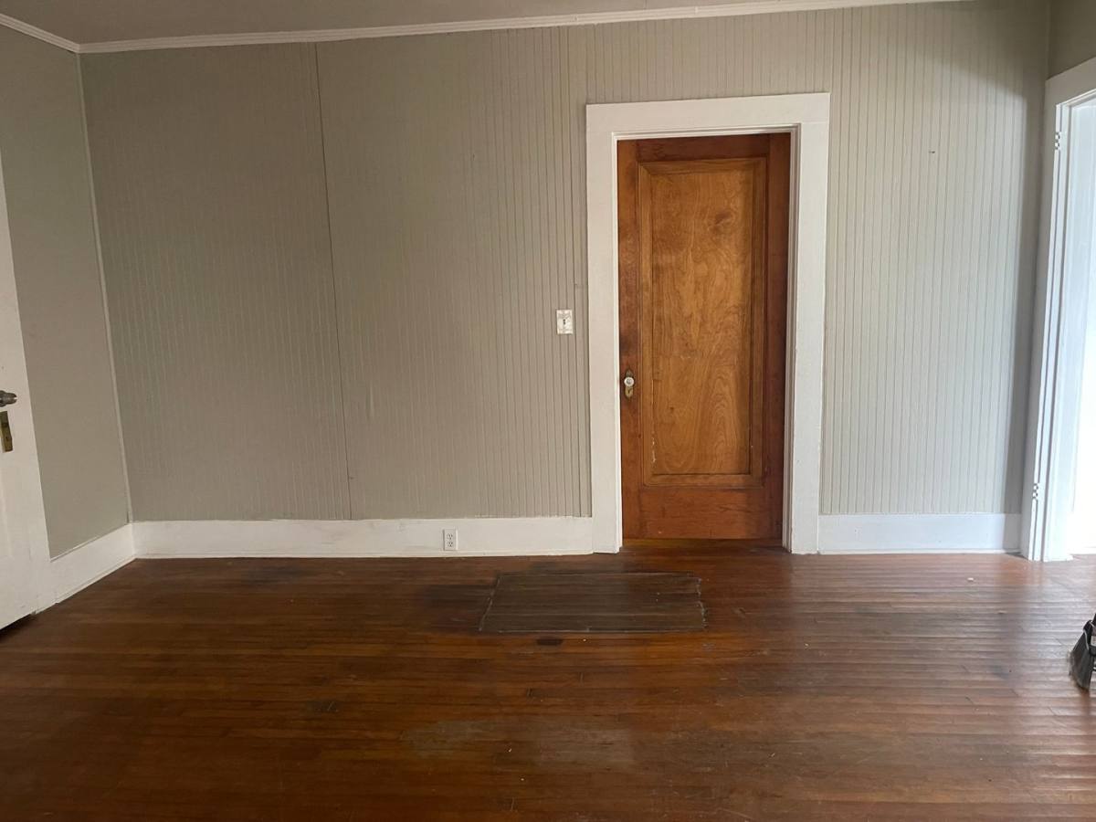 Apartment for rent at 803 Main St E, Hartselle, AL 35640