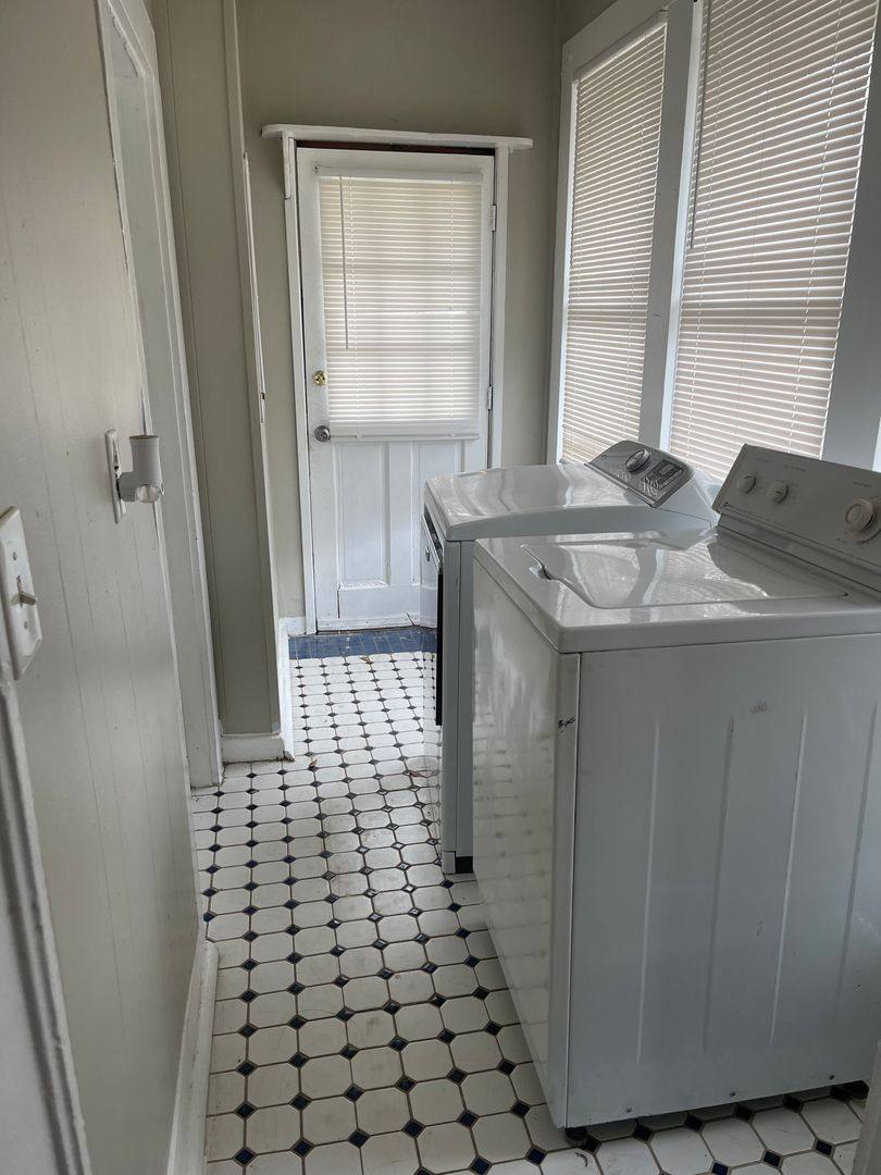 Apartment for rent at 803 Main St E, Hartselle, AL 35640