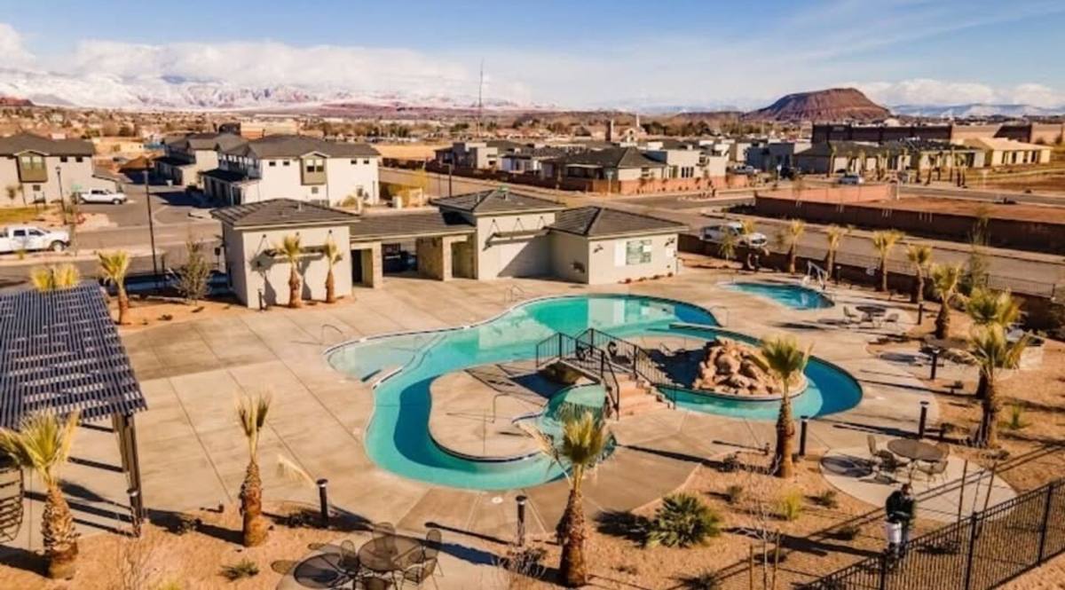 Townhouse for rent at 2753 E Gray Birch Dr, Saint George, UT 84790