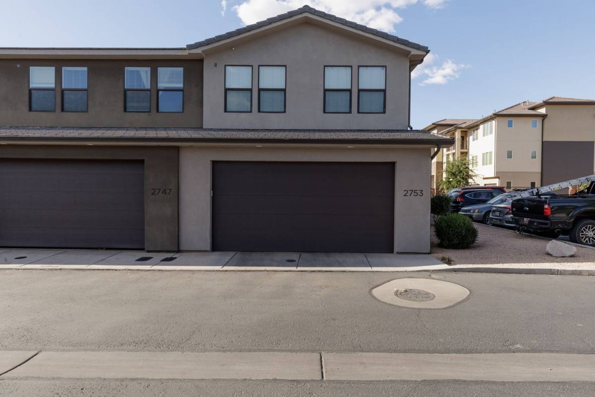 Townhouse for rent at 2753 E Gray Birch Dr, Saint George, UT 84790
