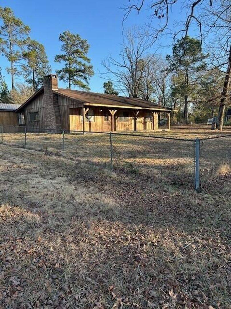 House for rent at 446 Earl Perkins Rd, Pitkin, LA 70656