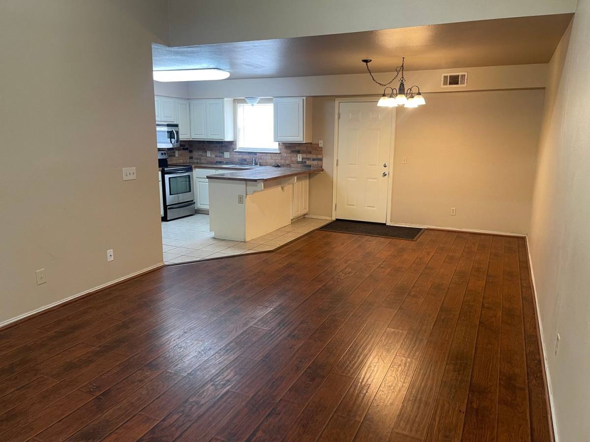 Townhouse for rent at 5500-5515 Summit Court, Fort Smith, AR 72903