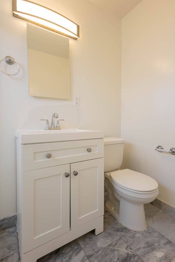 Apartment for rent at 1230 Berkeley St, Santa Monica, CA 90404