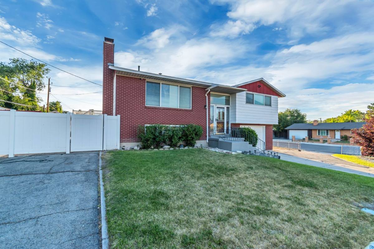 House for rent at 4018 S 4800 W, West Valley City, UT 84120
