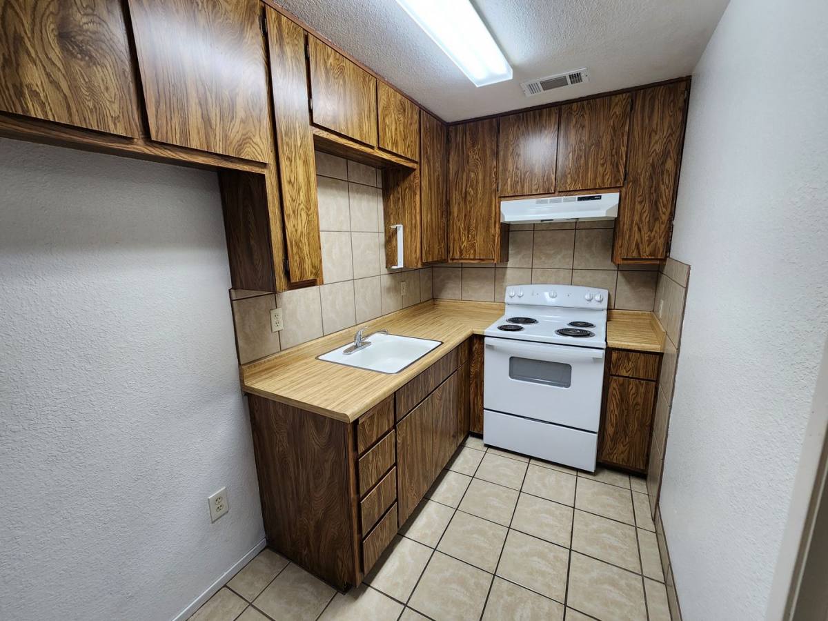 House for rent at 235 5th St, Gustine, CA 95322