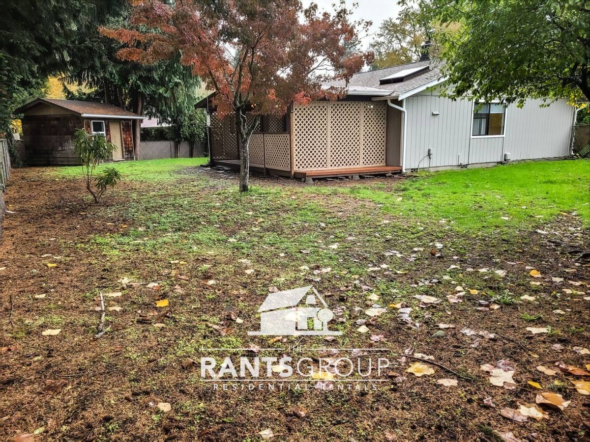 House for rent at 4910 Sheridan Dr SE, Lacey, WA 98503