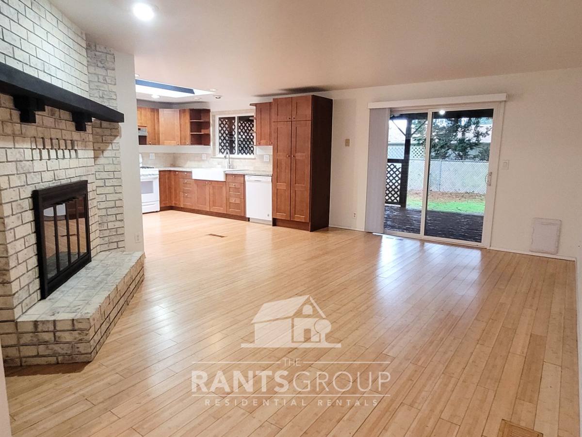 House for rent at 4910 Sheridan Dr SE, Lacey, WA 98503