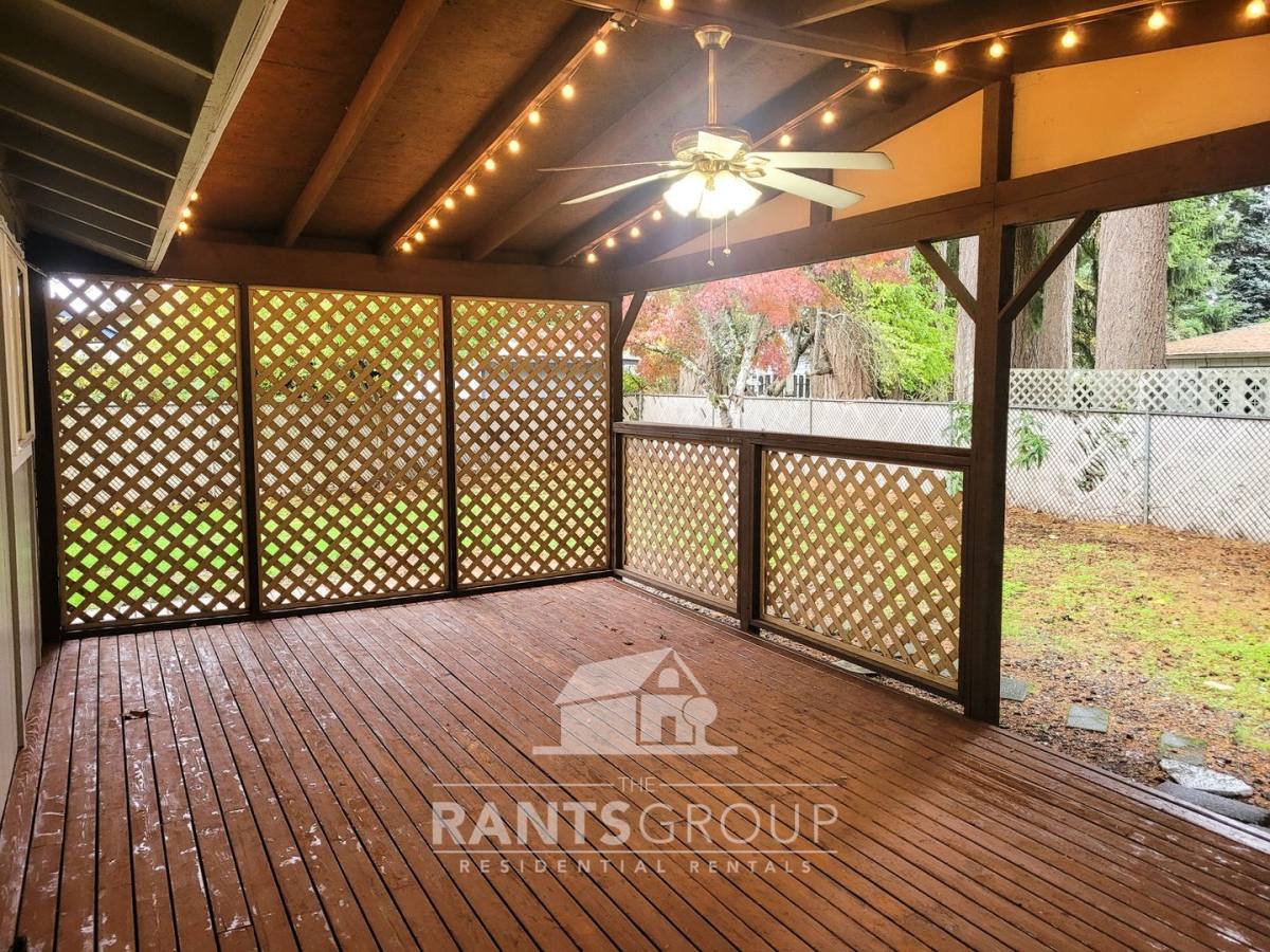 House for rent at 4910 Sheridan Dr SE, Lacey, WA 98503