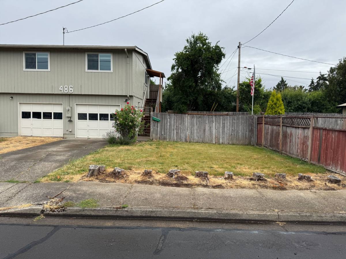 Apartment for rent at 486 W N St, Springfield, OR 97477