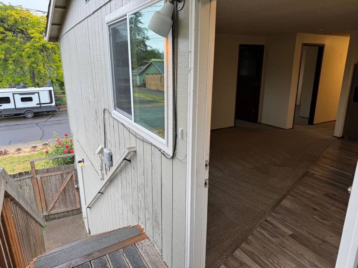 Apartment for rent at 486 W N St, Springfield, OR 97477