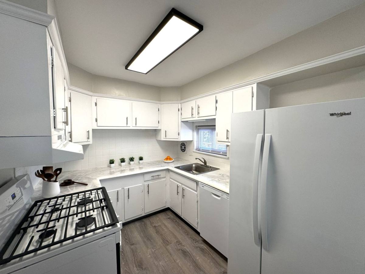 Apartment for rent at 168 Shadeland Ave, Drexel Hill, PA 19026