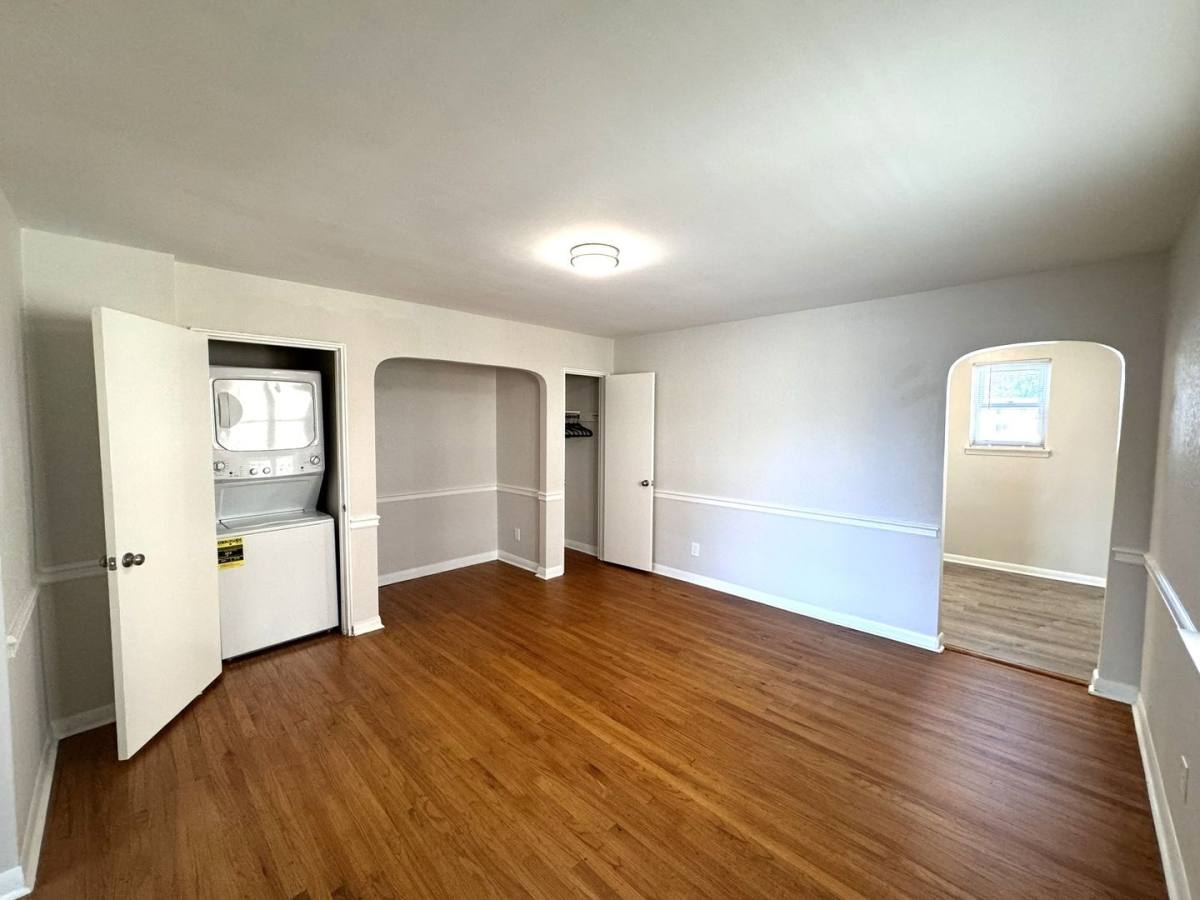 Apartment for rent at 168 Shadeland Ave, Drexel Hill, PA 19026