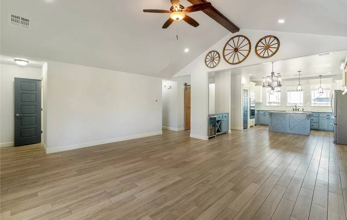 House for rent at 4609 McCann Ave, Mustang, OK 73064